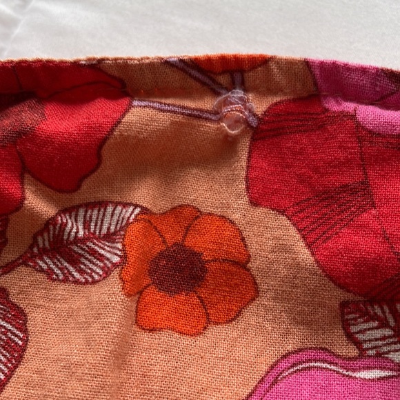 Urban Outfitters floral mini skirt size XS - Picture 3 of 3